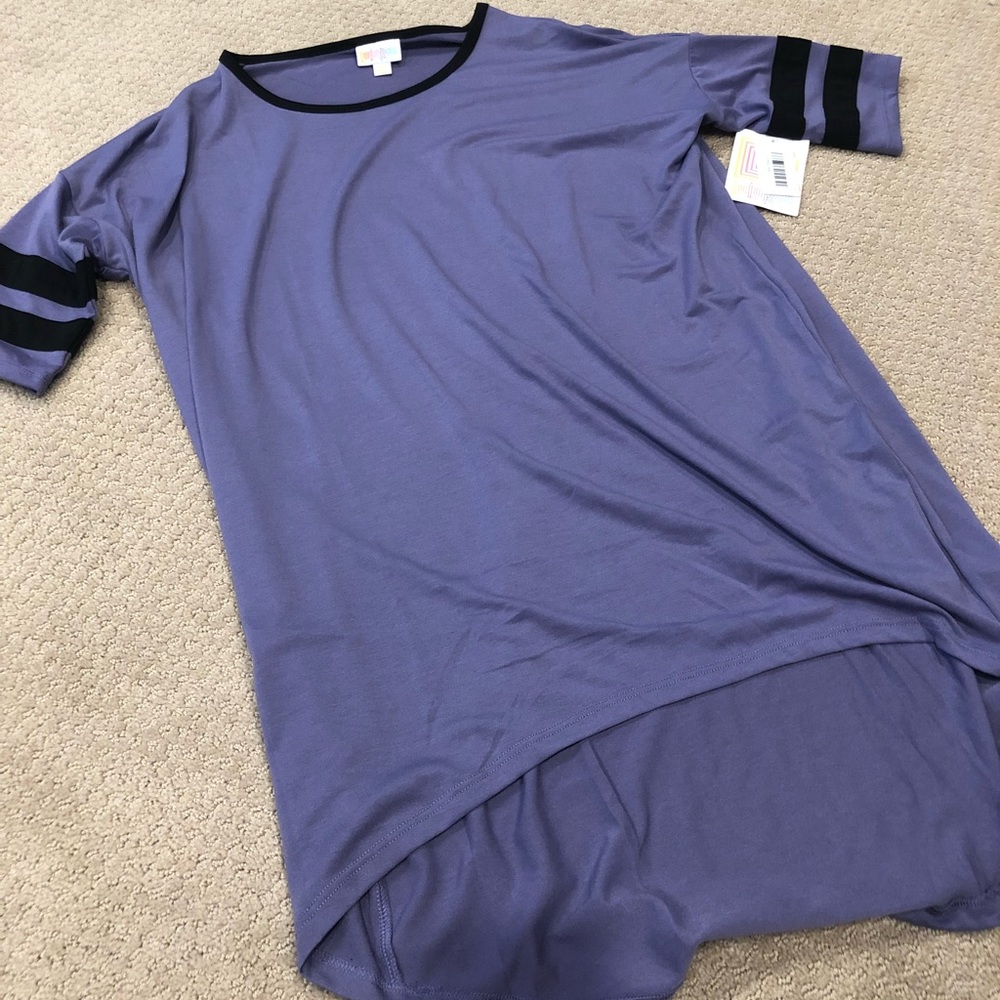 LuLaRoe XXS Irma Tee